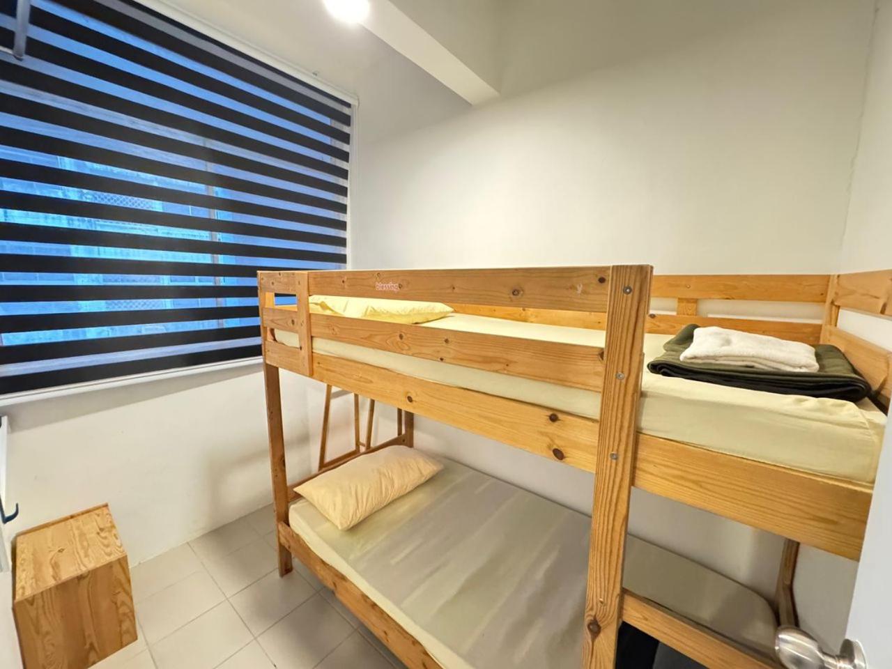 Sunset Homestay - Backpacker Hostel Self Checkin Kuching Chambre photo